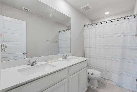 419 Shelton Pass Cibolo TX 78108