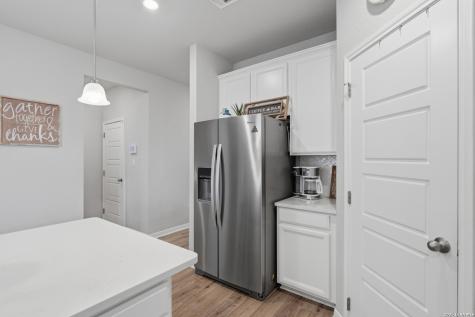 419 Shelton Pass Cibolo TX 78108