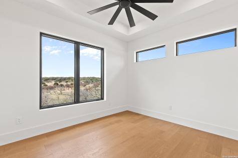 104 S Tower Drive Hill Country Village TX 78232