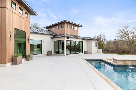 104 S Tower Drive Hill Country Village TX 78232