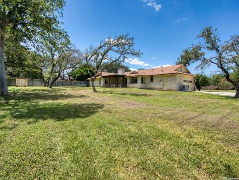418 Rua De Matta Street Hollywood Park TX 78232