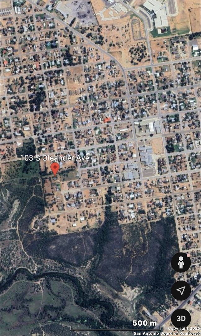 103 Oleander Cotulla TX 78014