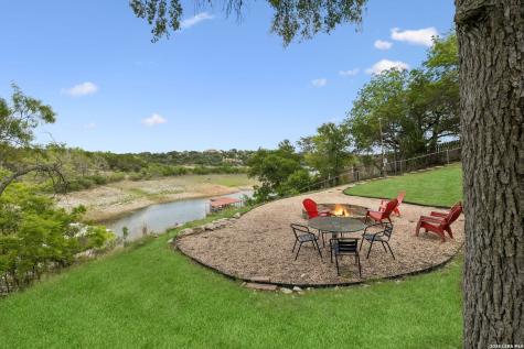 25420 Cove Drive Spicewood TX 78669