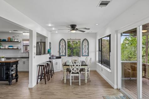 25420 Cove Drive Spicewood TX 78669
