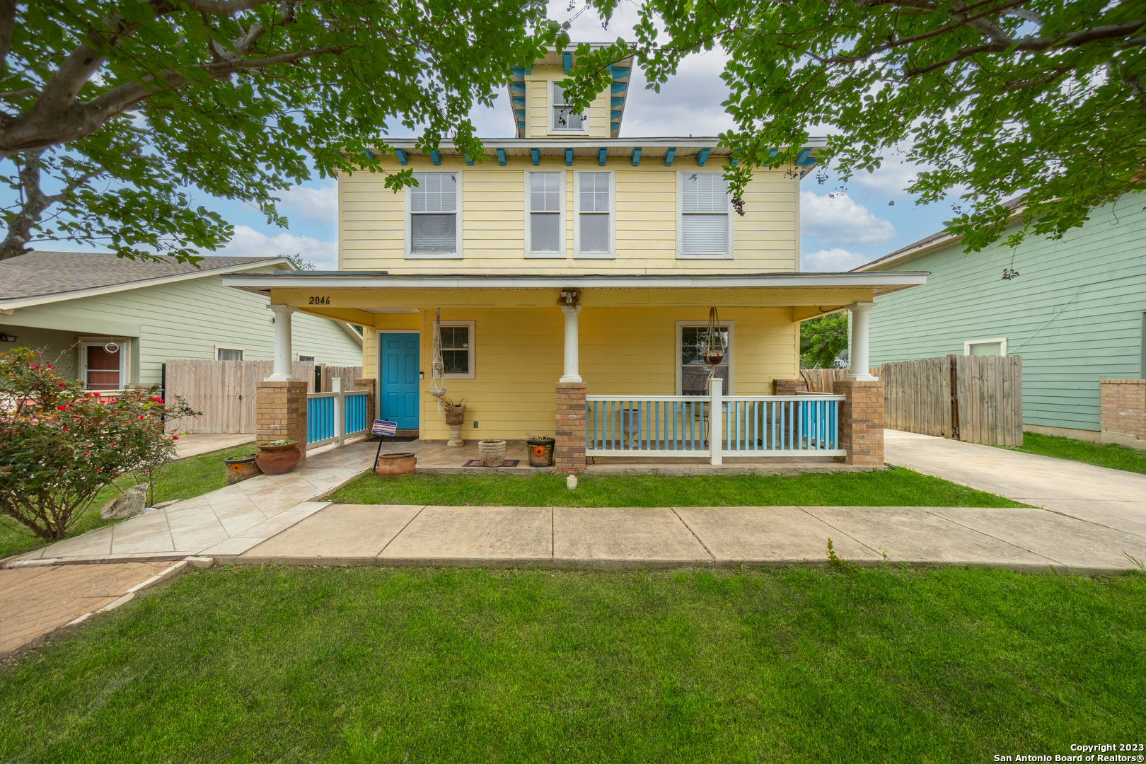 2046 Sunbend Falls San Antonio TX 78224