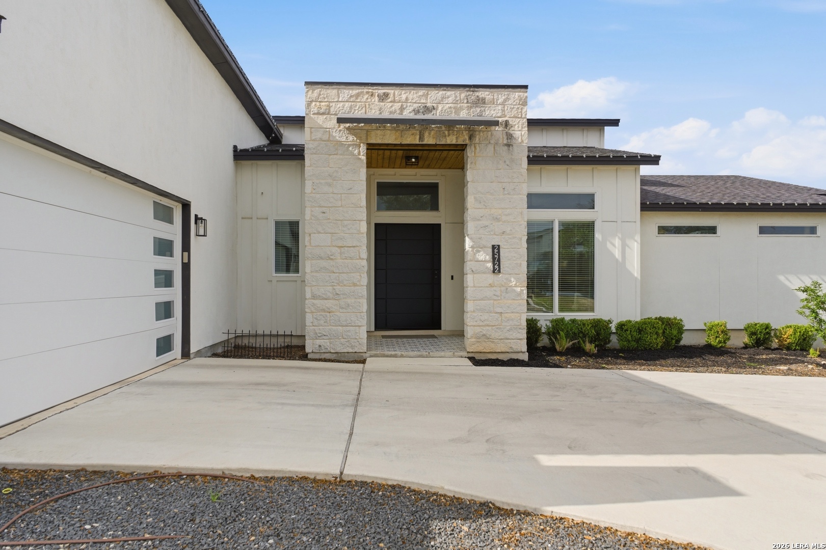 25722 Echo Mountain San Antonio TX 78260