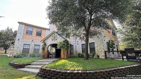 112 Angel Drive Lakehills TX 78063