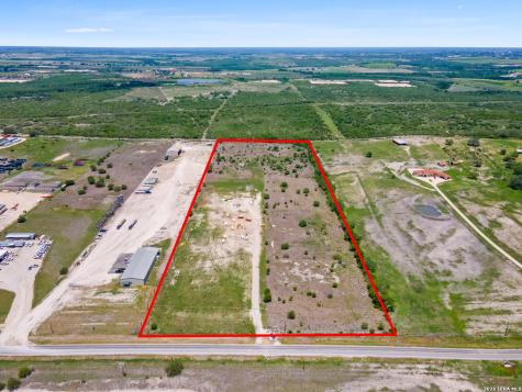 0 Fm 2102 Karnes TX 78118