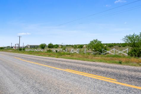 0 Fm 2102 Karnes TX 78118