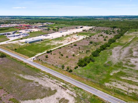 0 Fm 2102 Karnes TX 78118