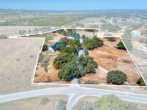 676 Highgate Drive Bandera TX 78003