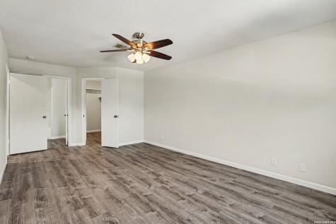 3717 Candlecreek Court San Antonio TX 78244
