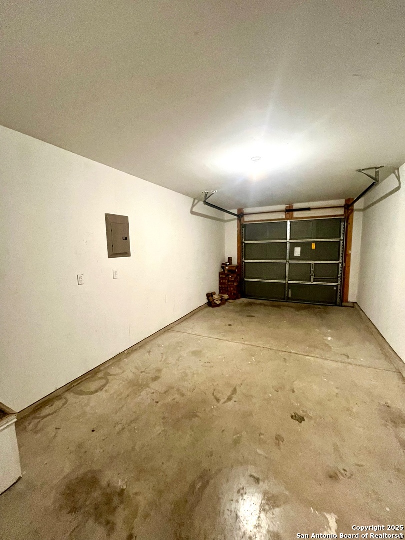 1522 Range Finder San Antonio TX 78245