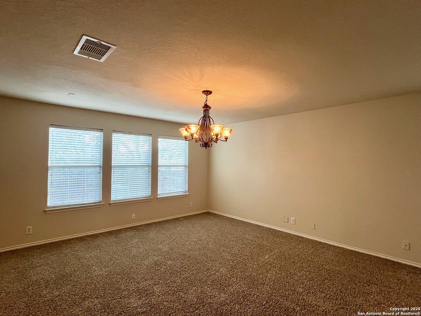 1522 Range Finder San Antonio TX 78245
