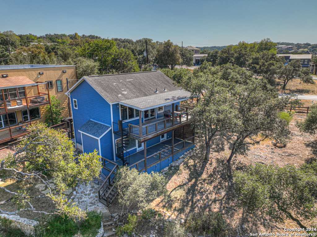 925 & 913 Glenn Drive Canyon Lake TX 78133