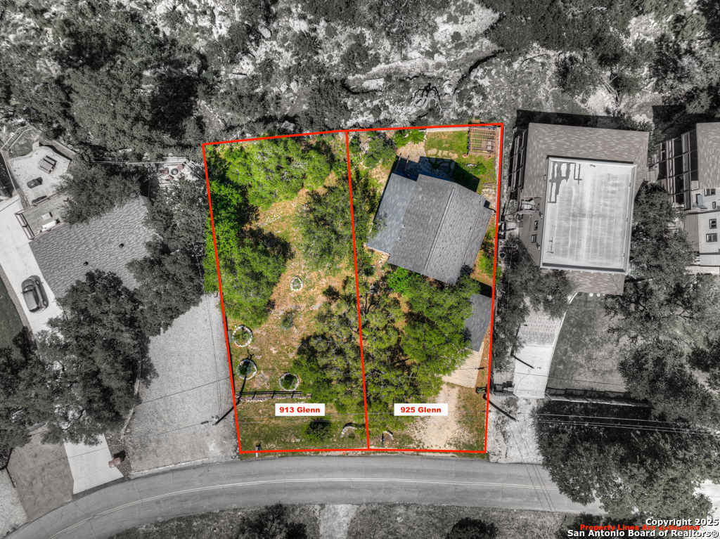 925 & 913 Glenn Drive Canyon Lake TX 78133