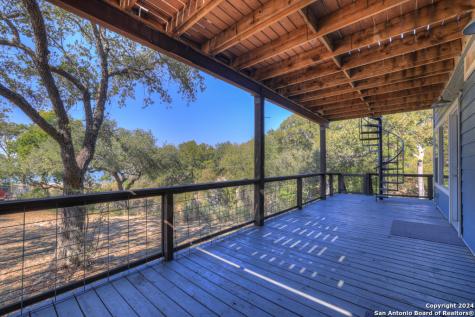 925 & 913 Glenn Drive Canyon Lake TX 78133