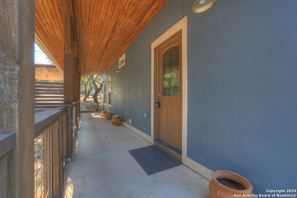 925 & 913 Glenn Drive Canyon Lake TX 78133