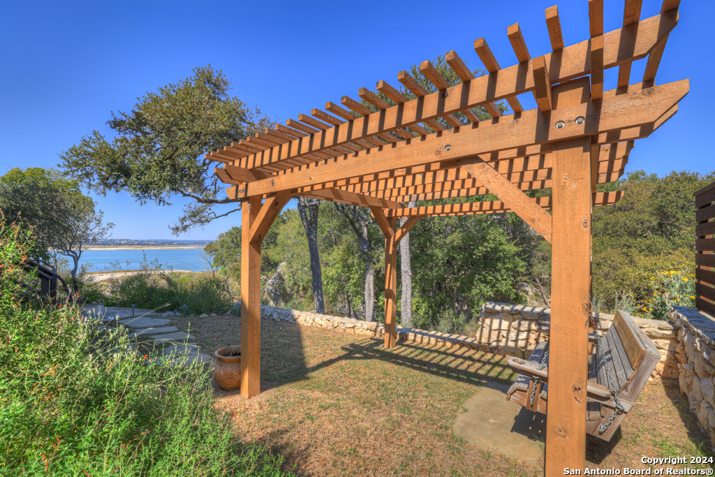925 & 913 Glenn Drive Canyon Lake TX 78133
