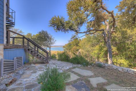 925 & 913 Glenn Drive Canyon Lake TX 78133
