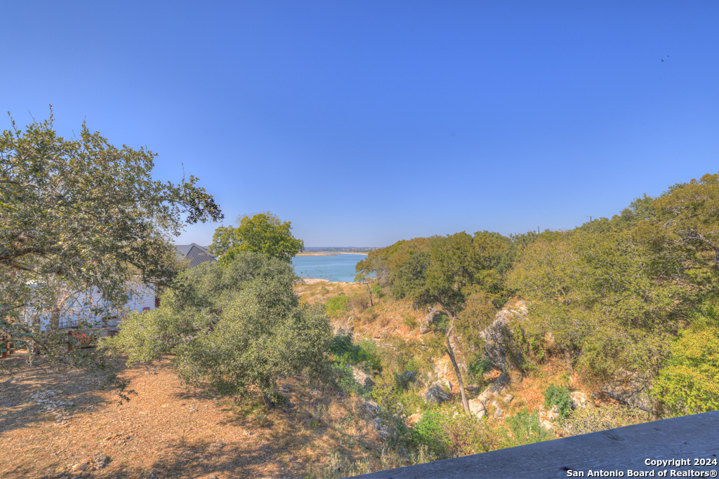 925 & 913 Glenn Drive Canyon Lake TX 78133