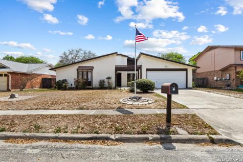 6714 Fair Lake Drive San Antonio TX 78244