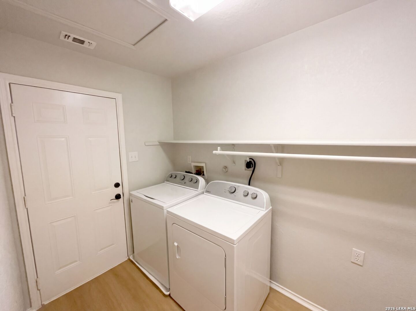 8222 Grissom Gate San Antonio TX 78251
