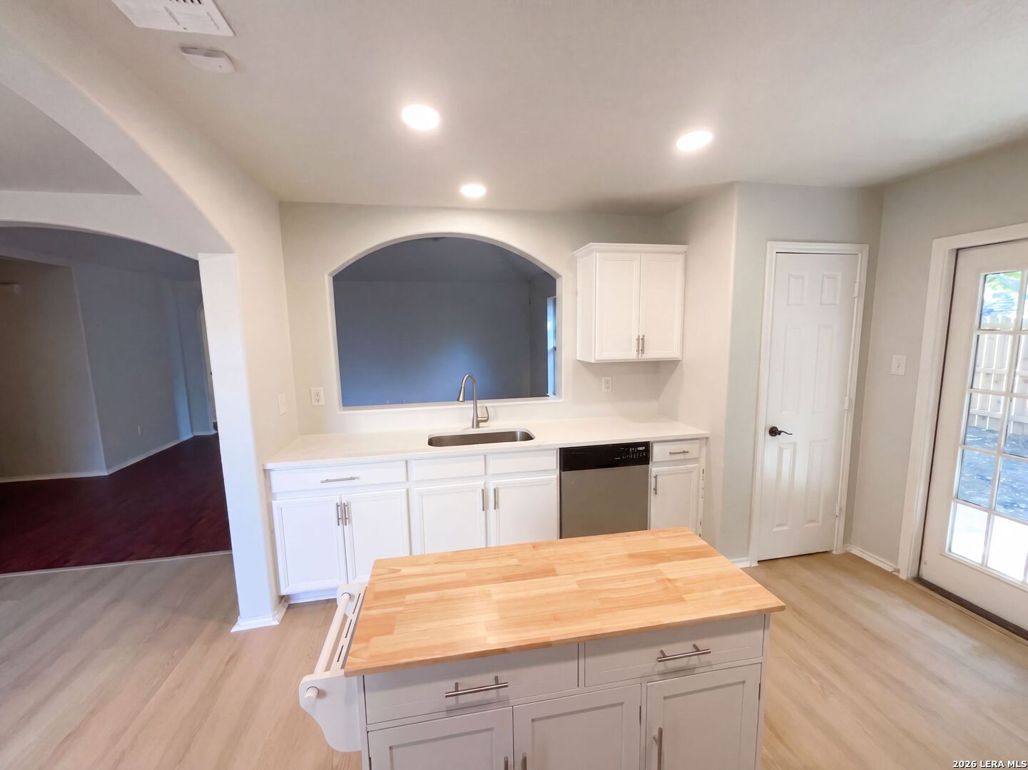 8222 Grissom Gate San Antonio TX 78251