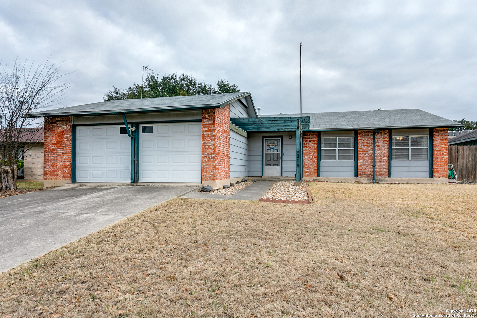 6218 Charlottesville Street San Antonio TX 78233