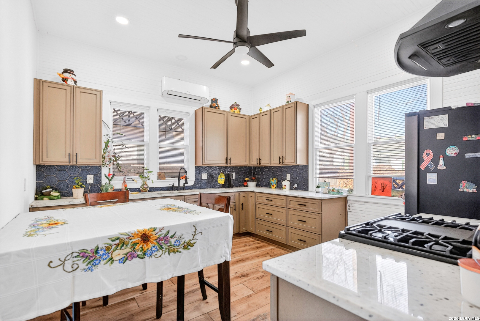215 Sweet San Antonio TX 78204