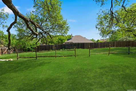 1107 Saddle Horse San Antonio TX 78260