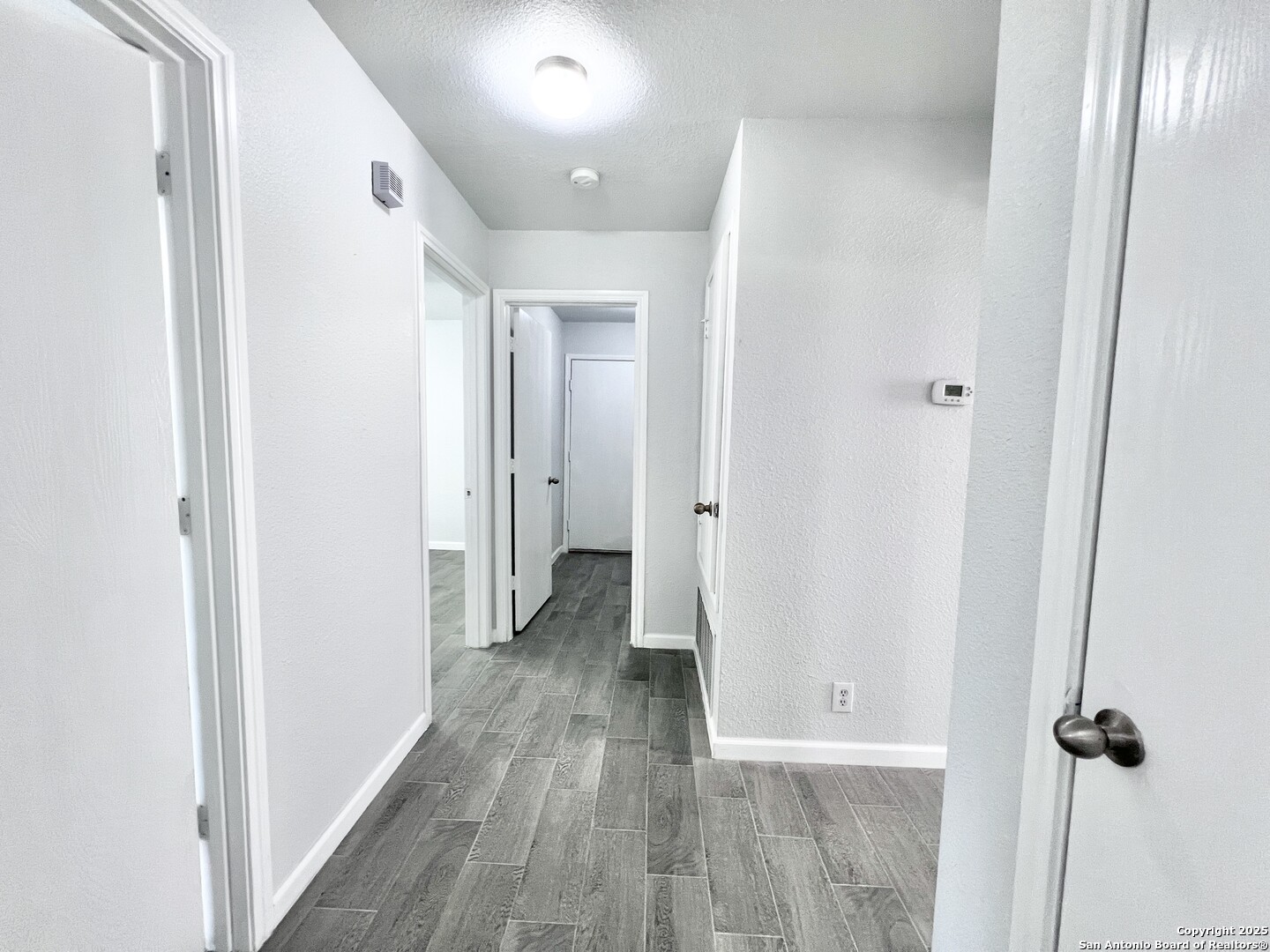 5807 Barton Hollow San Antonio TX 78249