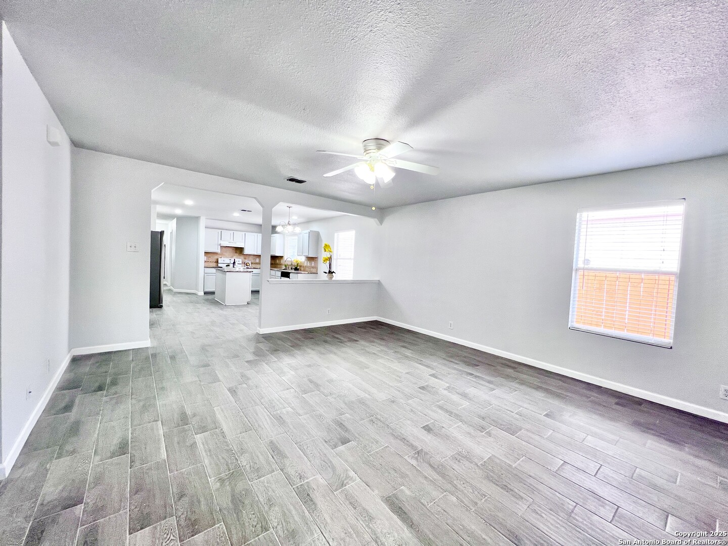 5807 Barton Hollow San Antonio TX 78249