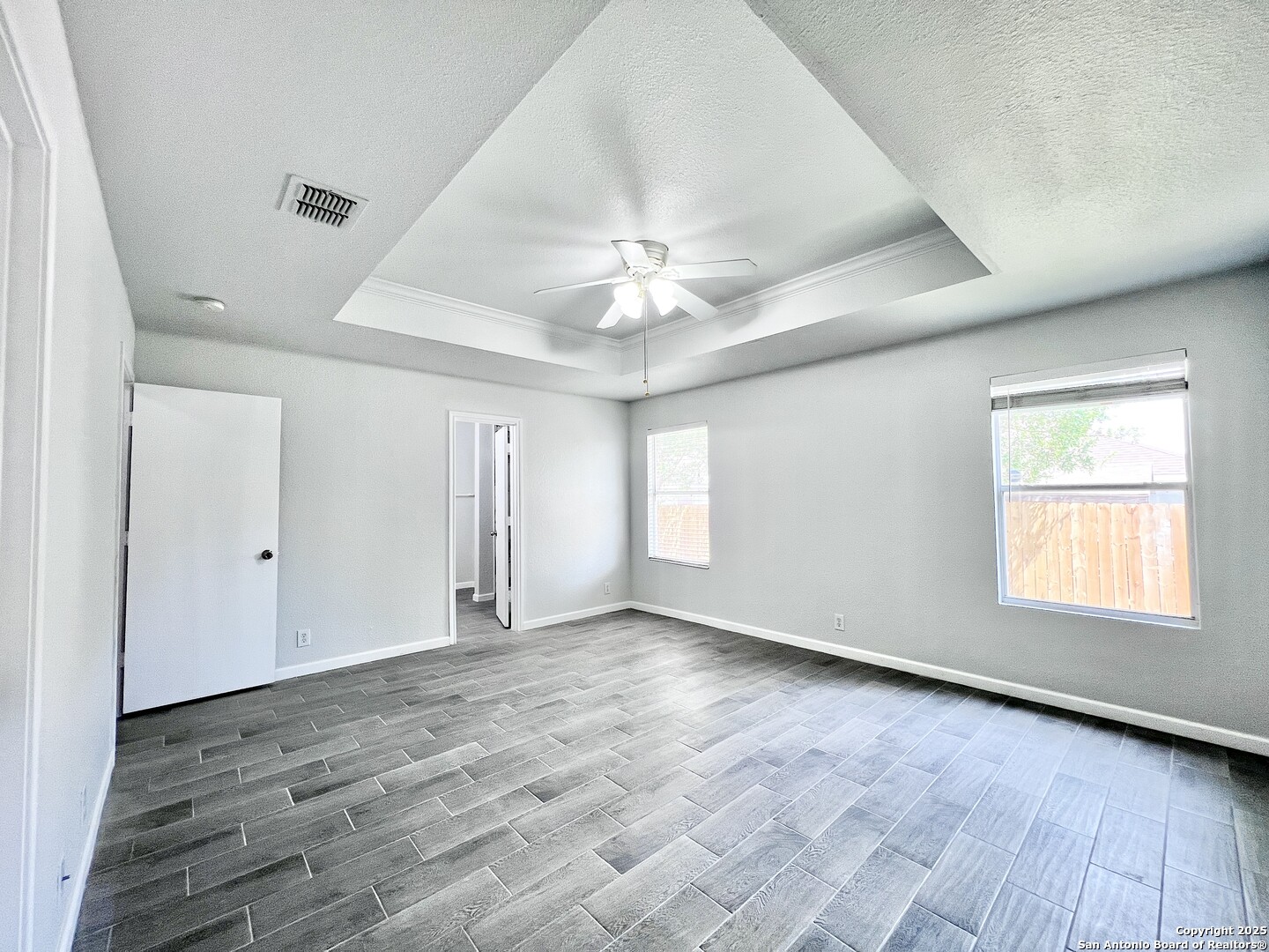 5807 Barton Hollow San Antonio TX 78249