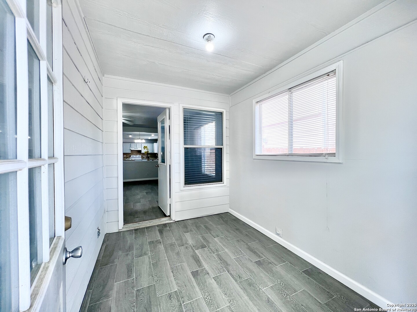 5807 Barton Hollow San Antonio TX 78249