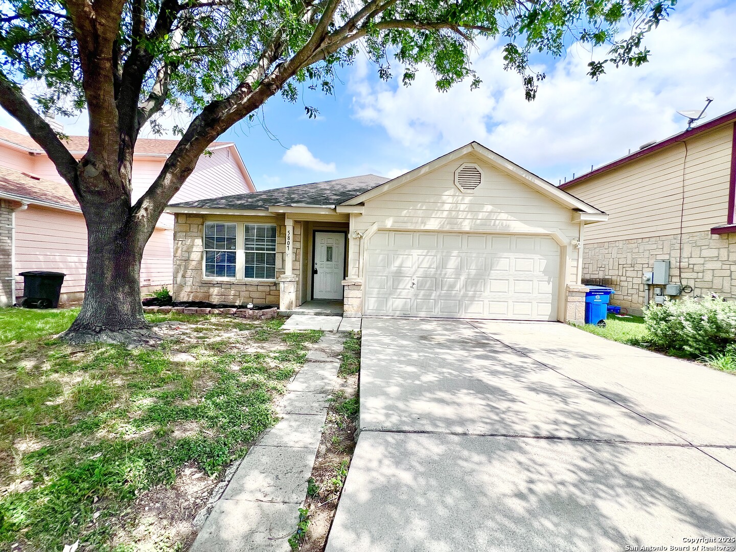 5807 Barton Hollow San Antonio TX 78249