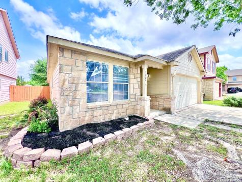5807 Barton Hollow San Antonio TX 78249