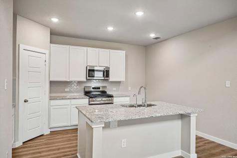 5934 Willow Point San Antonio TX 78219