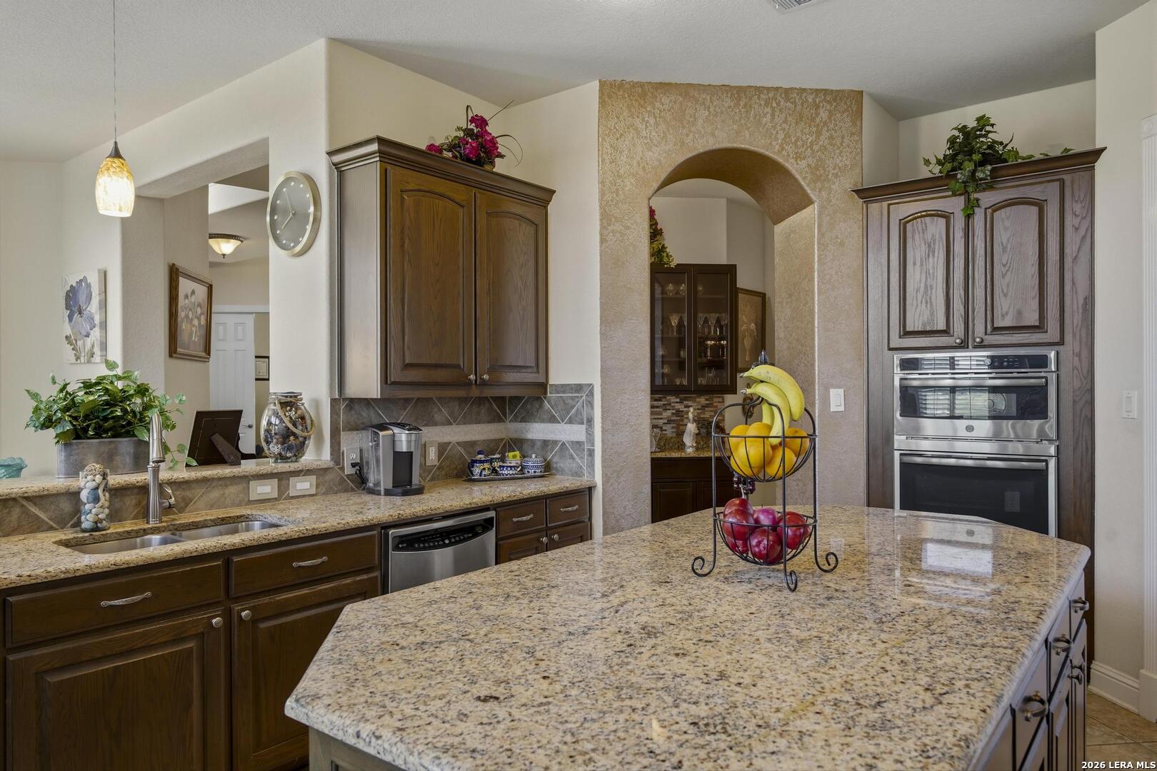 18214 Branson Falls San Antonio TX 78255