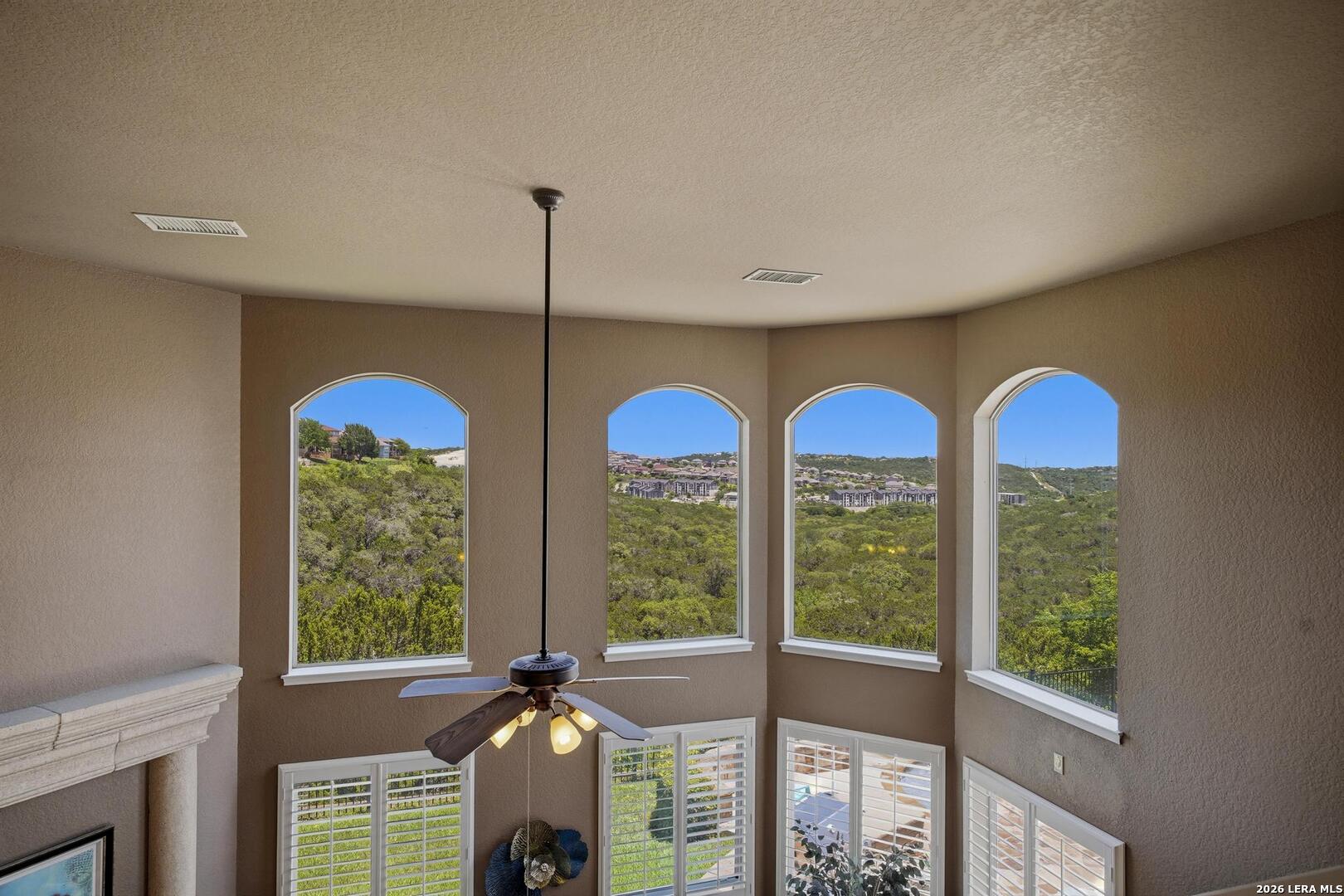 18214 Branson Falls San Antonio TX 78255