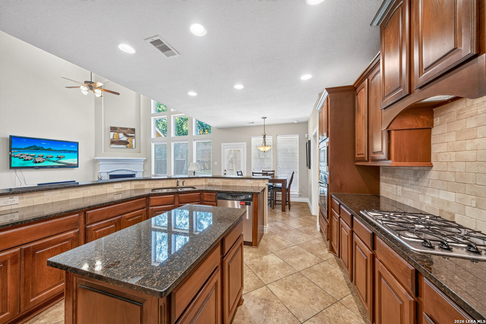 8931 Cimarron Route San Antonio TX 78255