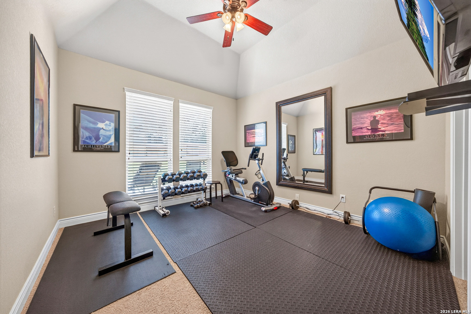 8931 Cimarron Route San Antonio TX 78255
