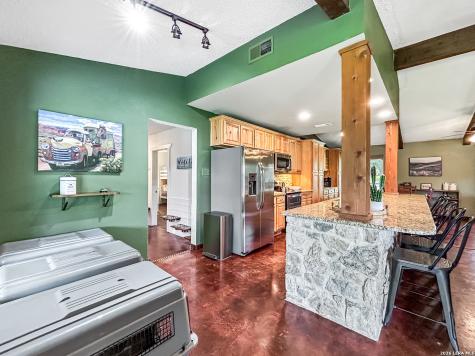 1826 Summerwood Drive San Antonio TX 78232