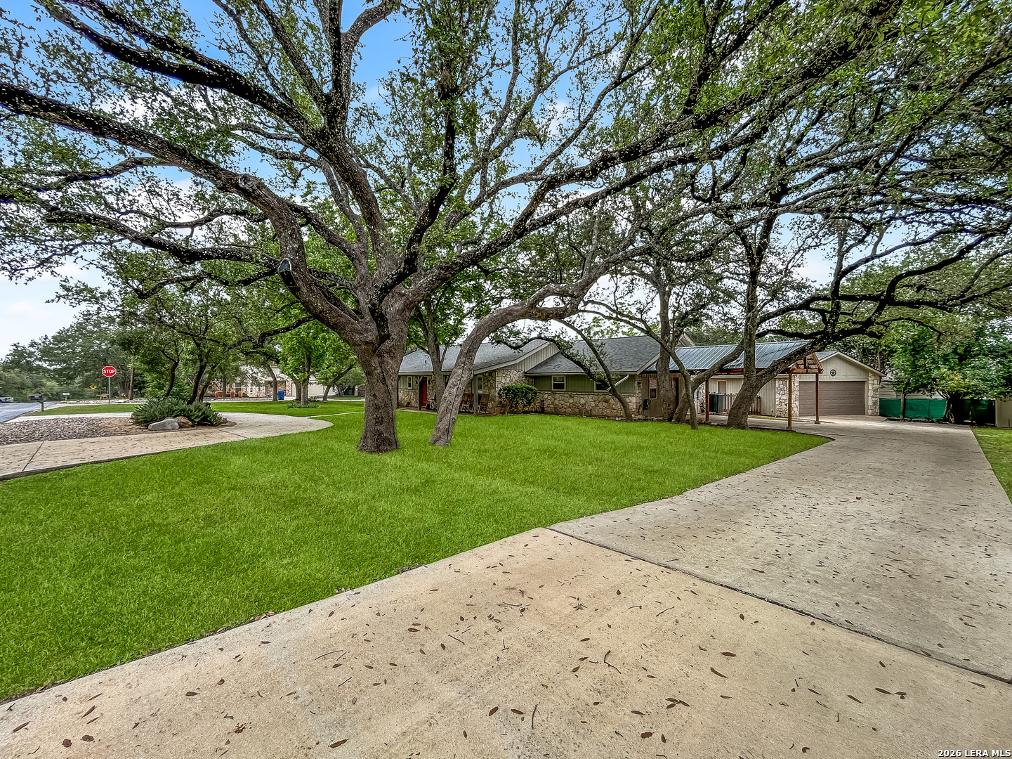 1826 Summerwood Drive San Antonio TX 78232