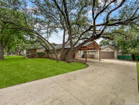 1826 Summerwood Drive San Antonio TX 78232