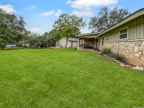 1826 Summerwood Drive San Antonio TX 78232