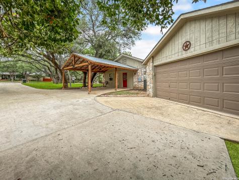 1826 Summerwood Drive San Antonio TX 78232