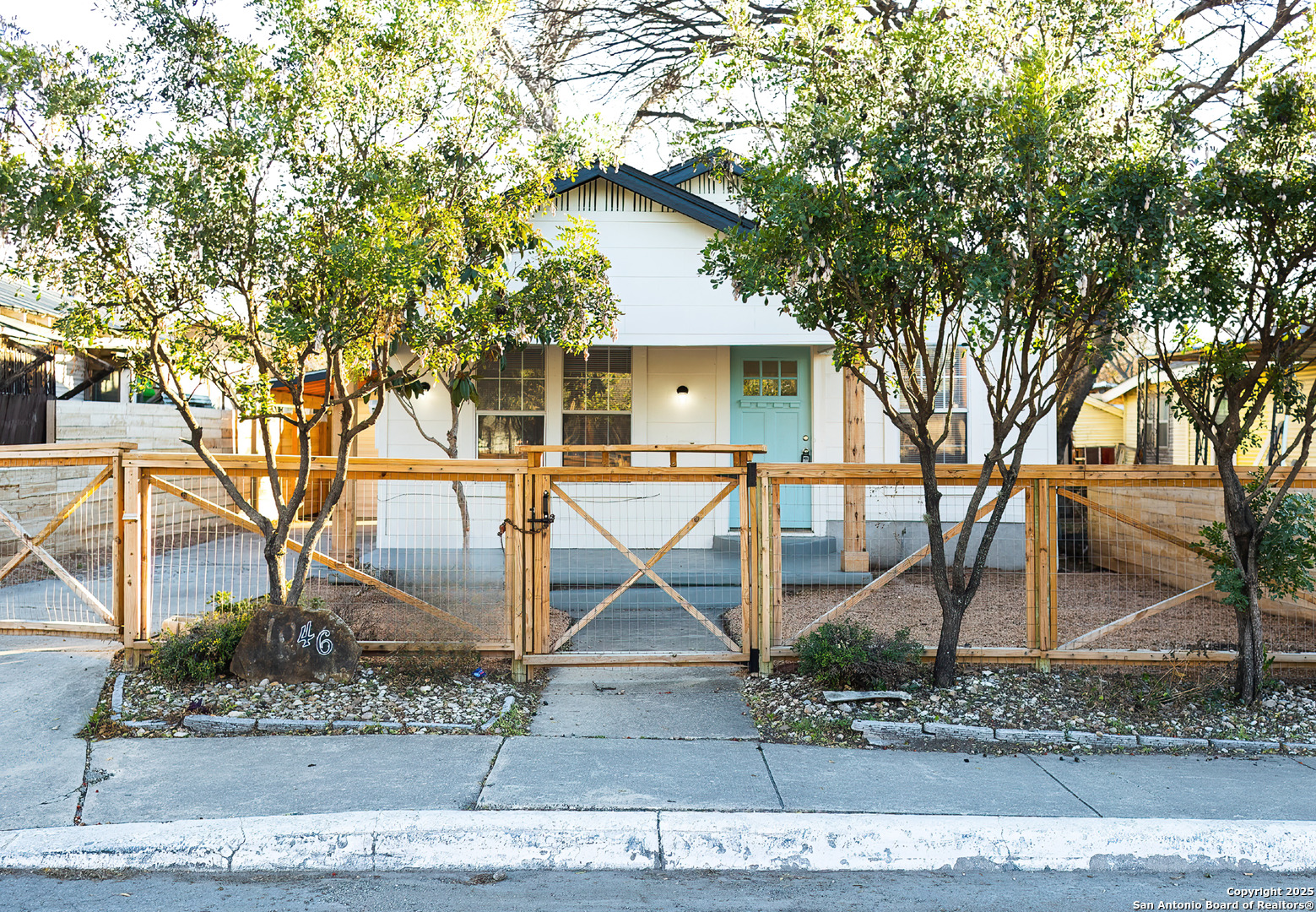 1046 Lombrano Street San Antonio TX 78207