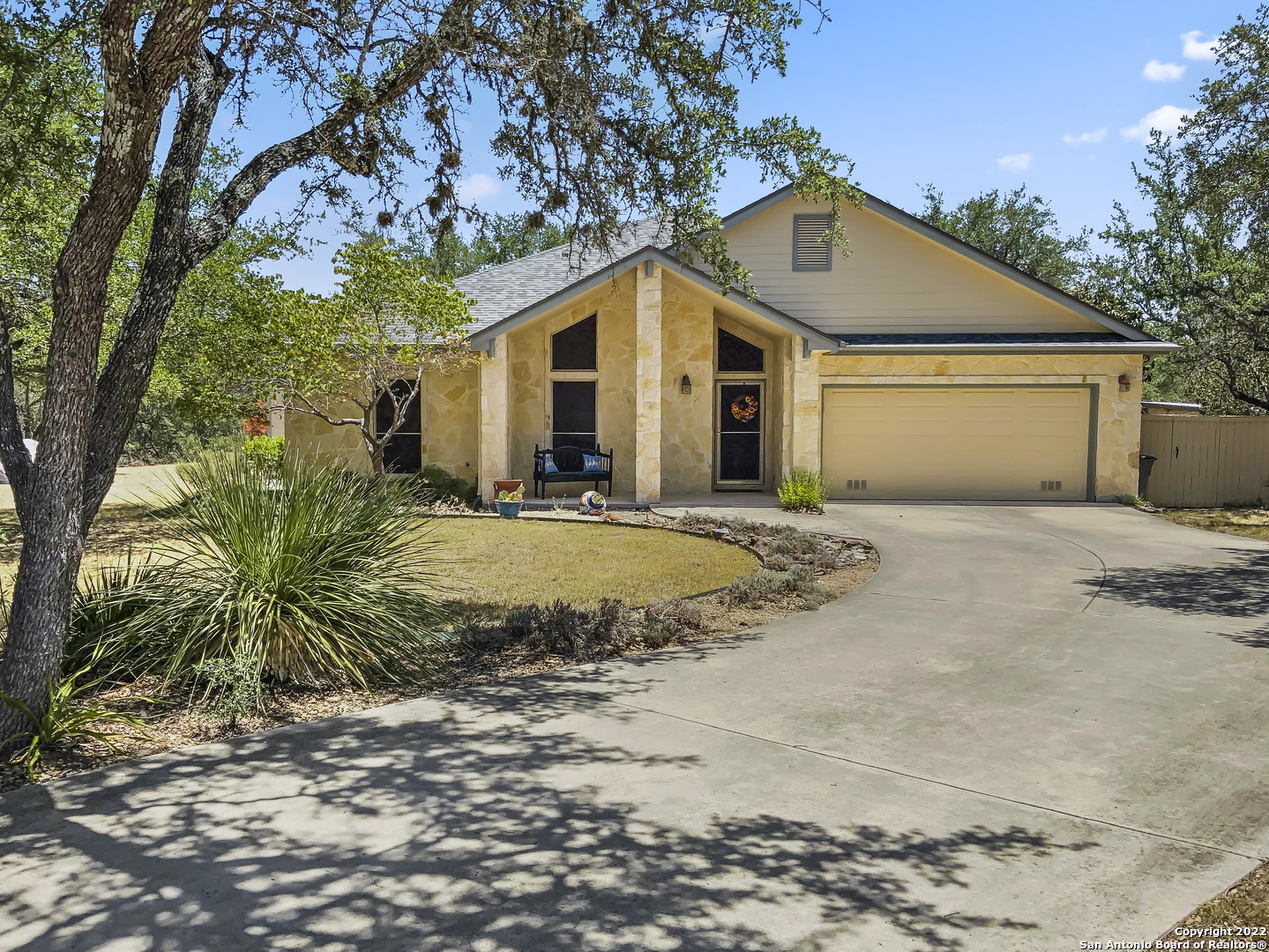 140 Creek Circle Bandera TX 78003