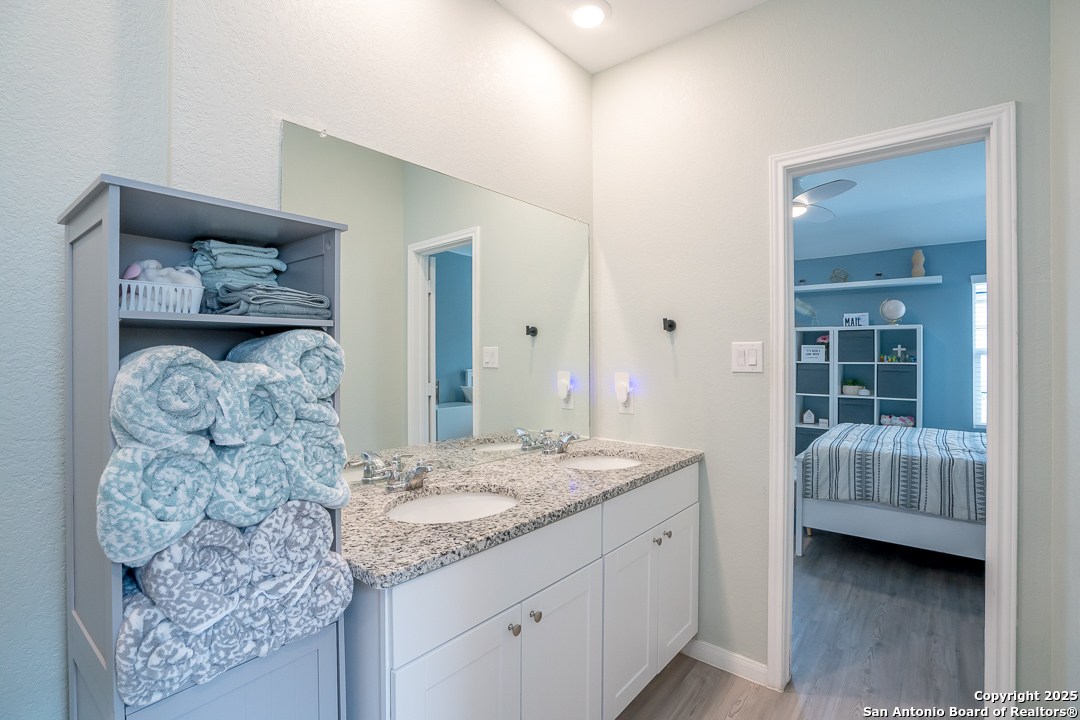10711 Hernando Converse TX 78109